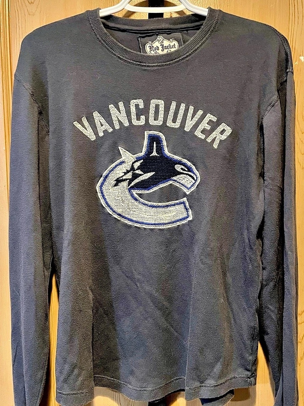 Red Jacket x NHL Vancouver Canucks Vintage Style Long Sleeve Top